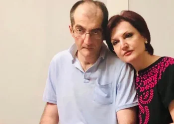 “რას იფიქრებდა მრავალმხრივ განწირული ზვიად გამსახურდია, რომ არც მის ერთადერთ ანდერძს ეწერა აღსრულება…” – რას წერს ანა ჯაბაური