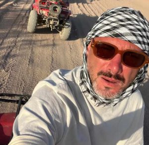 "ერთი წელია ერთად ვართ... ჯერ მხოლოდ ეს ფოტოები იკმარეთ" - გიორგი ნაზღაიძემ რჩეული გამოაჩინა