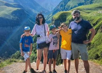 “სტიქიის ზონაში ნაპოვნი ბავშვის ცხედარი ზაზა მესხის ოჯახიდანაა” – რა ინფორმაცია ვრცელდება სოციალურ ქსელში