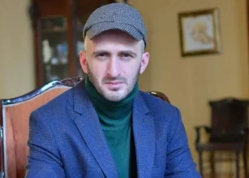 “გურიაზე როცა ვლაპარაკობ, საკუთარ თავზე ვყვები.. ყოველგვარი სამძიმარი ხელოვნურად მეჩვენება და არაკმარად…” – კეკელიძე