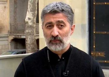 ,,როცა ბავშვებს ვერაფრით ვერ აშორებთ ტელეფონს…“ – მამა საბა ჭიკაიძის რჩევა მშობლებს