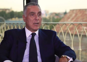 “როცა ჩემი ცოლი მატარებს” – რა სახალისო ფოტოს აქვეყნებს ფადი ასლი