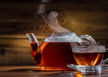 VIDEO: რამდენად სწორია ჩაის დალევა მოზარდობის ასაკში?