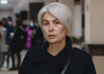 “იყო აპელირება, რომ 4 შვილი ჰყავს და ჭამა უნდათ…მაგიდაზე 12 წლის ბავშვი რომ ეწვინა, მაშინაც უნდა ეფიქრა” – 12 წლის ანას დედა ექსპერტზე