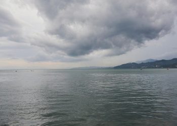 “ზღვაზე 4-ბალიან შტორმია მოსალოდნელი” – გარემოს ეროვნული სააგენტოს გაფრთხილება