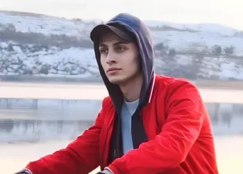 “ჩემი სახლიდან გაგაცილე ახალი მანქანით, 10 დღე გეყო მხოლოდ სიხარულად” – გურიაში ავარიას 22 წლის ბიჭი ემსხვერპლა