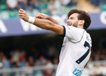 ვის უკავშირდება კვარაცხელიას მიერ გოლის აღნიშვნის ახალი სტილი?