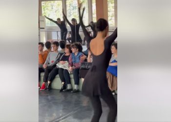 „დღევანდელ რეპეტიციაზე განსაკუთრებული სტუმრები გვყავდა“ – „სუხიშვილები“ რეპეტიციიის კადრებს აქვეყნებს