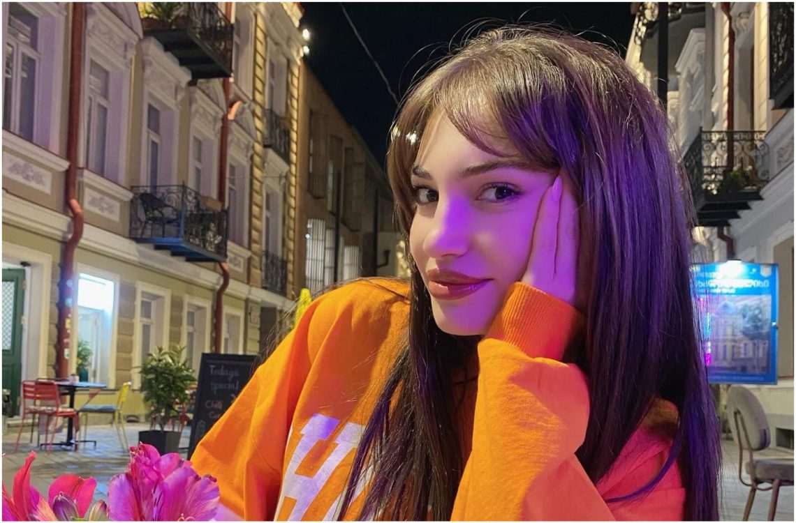 “დღემდე ბრძოლაში ვარ, გადარჩენისთვის ვიბრძვი…” – გოგონას ისტორია, რომელიც 14 წლის ასაკში იძულებით ქორწინებას გადაურჩა