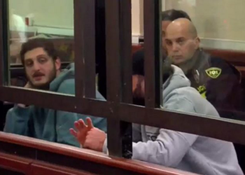 მოსამართლემ გიჩო მარგველაშვილი და მისი მეგობარი პატიმრობაში დატოვა