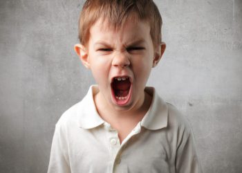 ასაკობრივი აგრესია – როგორ ვლინდება და რა ვიღონოთ მის წინააღმდეგ?