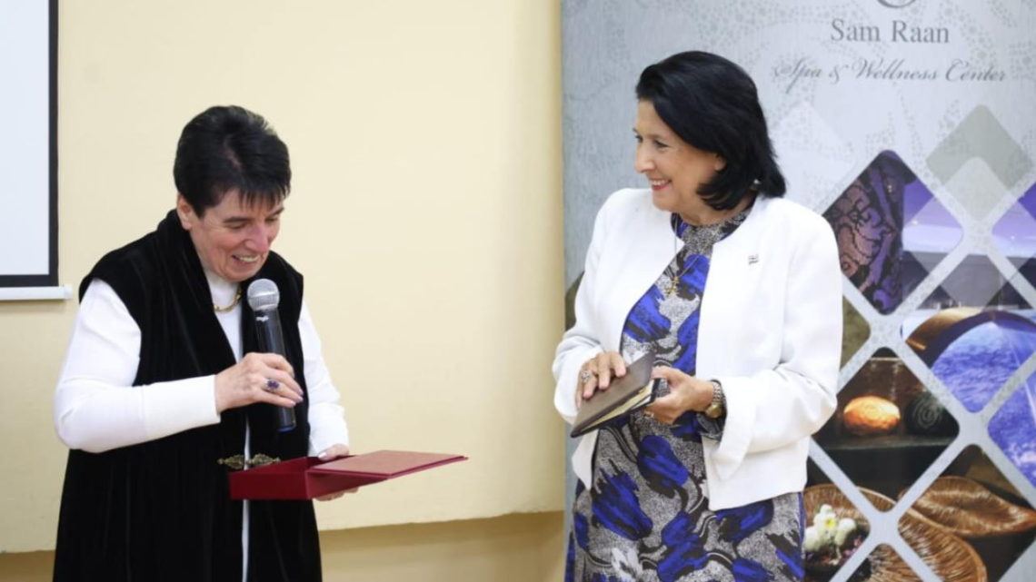 პრეზიდენტმა ნონა გაფრინდაშვილი თამარ მეფის ორდენით დააჯილდოვა