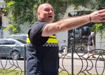 აჭარის სამმართველოს უფროსი დავით მაღრაძე თანამდებობიდან გაათავისუფლეს