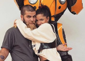 VIDEO: „თხოვნა მაქვს ჩემ მეგობრებთან და ყველასთან, ვინც მიცნობს…“ – რა მიმართვას ავრცელებს თი მაჭავარიანის ყოფილი მეუღლე