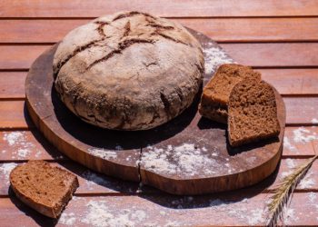 რამდენად სასარგებლოა ჭვავის პურის ყოველდღე მიღება