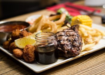 7 პროდუქტი, რომლებსაც ონკოლოგები არ ჭამენ და თქვენც არ გირჩევენ