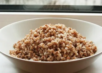 „არსად არ მიჭამია ასე გემრიელად გაკეთებული წიწიბურა… საჭიროა მხოლოდ 1 საიდუმლო ინგრედიენტი“ – მკითხველის რეცეპტი