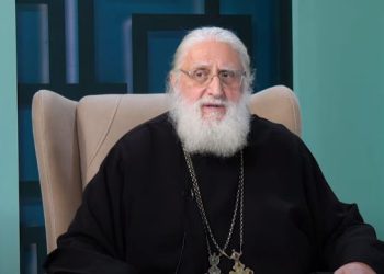 🎥 „ასტროლოგიური პროგნოზების მოსმენით ადამიანი ქრისტეს შორდება…“ – დეკანოზი ბიძინა გუნია