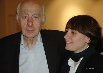 “მამაჩემის ცხოვრებას რომ ვუყურებ, შეუძლებელია რუსებთან ბრძოლაში დავიღალო!” – ელენე ხოშტარია