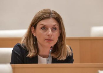 „როგორ მენანება ერთადერთი ცხოვრების გაფლანგვა…“- რას წერს თეონა აქუბარდია