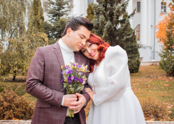 რუსეთში 53 წლის ქალმა 22 წლის შვილობილზე იქორწინა – “აისილუ დანიელს რვა წლის განმავლობაში ზრდიდა”