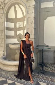 ვინ არის თათა გიორგობიანის ულამაზესი მული - კონსტანტინე მოსიძის დის ფოტოებმა საზოგადოება აღაფრთოვანა