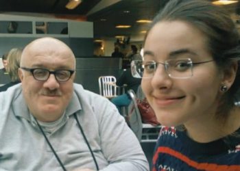 📷”მაიმუნობაშიც მენატრები” – ანასტასია ბენდუქიძე მამასთან ერთად გადღებულ აქამდე უცნობ ფოტოს აქვეყნებს