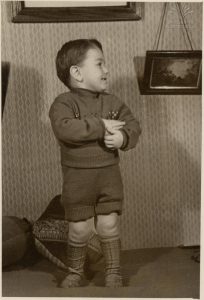 📷დღეს კახა ბენდუქიძის გარდაცვალებიდან 9 წელი გავიდა - უცნობი ფოტოები, რომლებიც მისმა დამ ეროვნულ ბიბლიოთეკას გადასცა