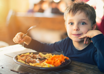 როგორი უნდა იყოს ჯანსაღი საუზმე ბავშვებისთვის – რეცეპტები და ექიმის რჩევები