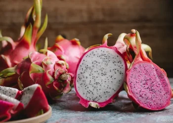 დრაკონის ხილი საახალწლო სუფრაზე – როგორ დახვდეთ დრაკონის წელს