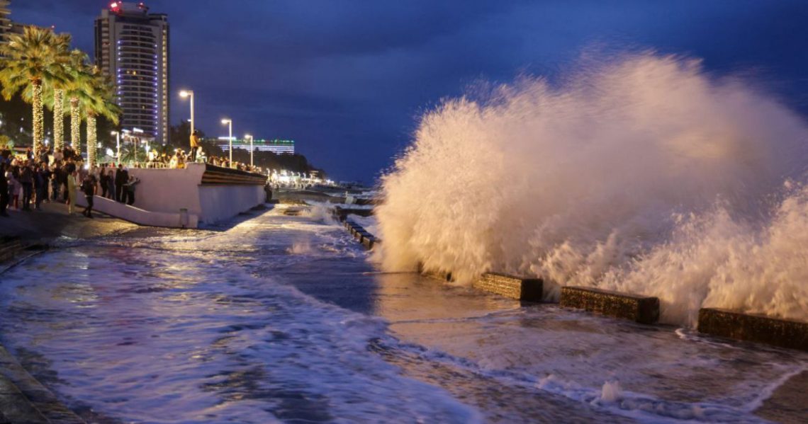 თავი შეიკავეთ სანაპირო ზოლთან გადაადგილებისგან – საგანგებო მოსახლეობას აფრთხილებს