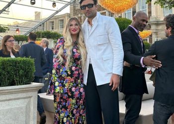 “ასე გამოიყურება ბედნიერი ოჯახი” – ზაზა ფაჩულიასა და თიკა ალავიძის ახალი ფოტოები და ოჯახური იდილია