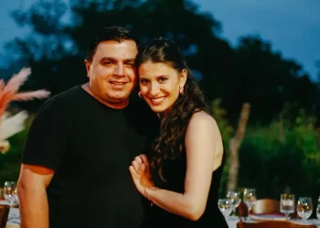 “ძალიან უკარება ვიყავი. ჩემი პირველი სიყვარული გიორგია” – რას ჰყვება საკუთარ თავზე “ჩემი ცოლის დაქალების” მსახიობი და გიორგი უშიკიშვილის მეუღლე