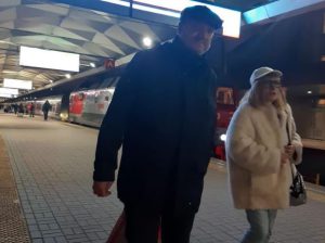 „ალა პუგაჩოვა რუსეთში დაბრუნდა“ - რას წერს რუსული მედია მომღერალზე