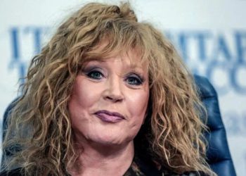 ალა პუგაჩოვამ რუსეთი ისევ დატოვა – სად იმყოფება ამჟამად მომღერალი