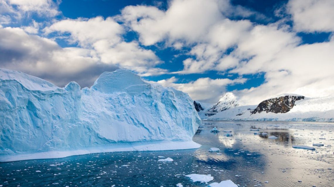 მეცნიერებმა ანტარქტიდის ყინულქვეშ ბორცვების, ხეობების და მდინარეების უზარმაზარი ლანდშაფტი აღმოაჩინეს, რაც მილიონობით წლის წინ “დროში გაიყინა”