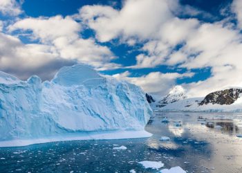 მეცნიერებმა ანტარქტიდის ყინულქვეშ ბორცვების, ხეობების და მდინარეების უზარმაზარი ლანდშაფტი აღმოაჩინეს, რაც მილიონობით წლის წინ “დროში გაიყინა”