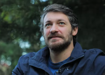 🎥 “ხანდახან შენი არსებობა არის უკვე მისი დახმარება..” – რაზე საუბრობს თორნიკე გოგრიჭიანი