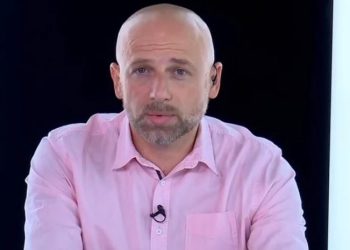 „როგორ წავახალისოთ საზოგადოებრივი ტრანსპორტით მგზავრობა ქალებში“ – რას წერს მერაბ მეტრეველი