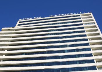 მერაბ კოსტავას ქუჩაზე ავტომობილების გადაადგილება დროებით შეიზღუდება