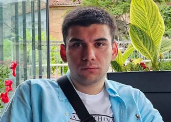 “ისეთ კარგ მომღერლად გაქცევ, პავაროტის ჩაანაცვლებო” – ვინ არის “ქუჩის მუსიკოსი” ბიჭი, რომელსაც დიდ ტენორს ადარებენ?