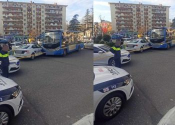 ერთმანეთს პოლიციის მანქანა და ავტობუსი შეეჯახნენ – ავარია ქუთაისში