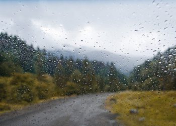 “წყალტუბოში, გზების გაწმენდის დროს სიჩქარის შემზღუდავი ბარიერები დააზიანეს” – რა ინფორმაცია ვრცელდება