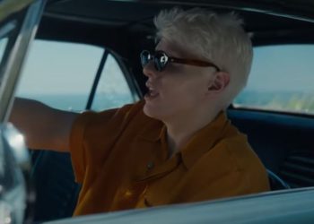 🎥 „შობა სანაპიროზე“ – ბერა ივანიშვილის ახალმა კლიპმა ინტერნეტ სივრცე დაიპყრო