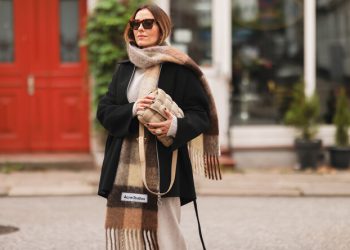 როგორი სვიტრი ჩავიცვათ ზამთარში – 2023 წლის ტენდენციები