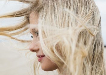 როგორ მოვუაროთ თმას ცივ დღეებში