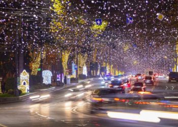 საახალწლო განათებების მონტაჟის გამო, 12-13 დეკემბერს, ღამის საათებში, რუსთაველის გამზირზე მოძრაობა შეიზღუდება