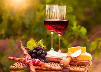 რატომ იწვევს თავის ტკივილს წითელი ღვინო ზოგიერთ ადამიანში?