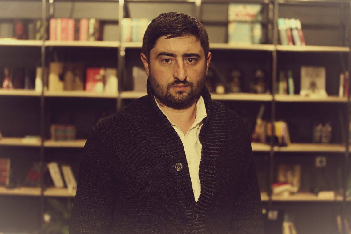 „სეკრეტ სანტას” სკოლებში თამაშის ტრადიცია ემოციურად უსაფრთხო არაა ბავშვებისთვის“ – რას წერს გურამ მეგრელიშვილი