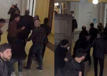 🎥ჩხუბი პარლამენტში – ერთმანეთს შალვა პაპუაშვილის მრჩეველი და “ოცნების” აპარატის წევრი დაუპირისპირდნენ